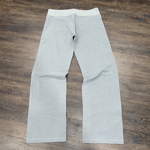Lululemon straight leg pants, low rise, size 8 - Picture 7 of 8